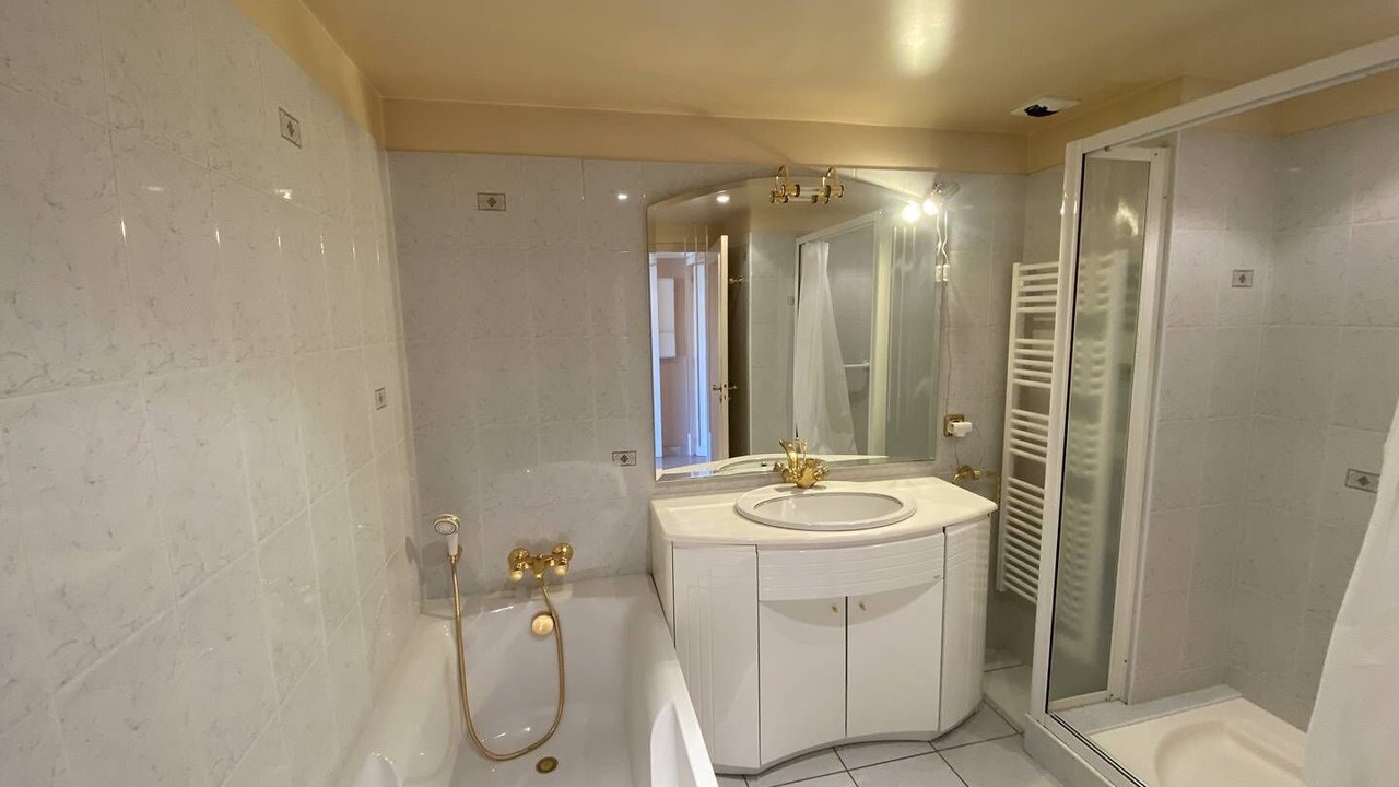 Photo of Bathroom in Quiberon