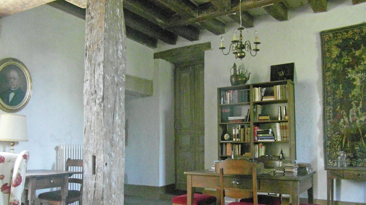 Photo of Livingroom in Le Veurdre