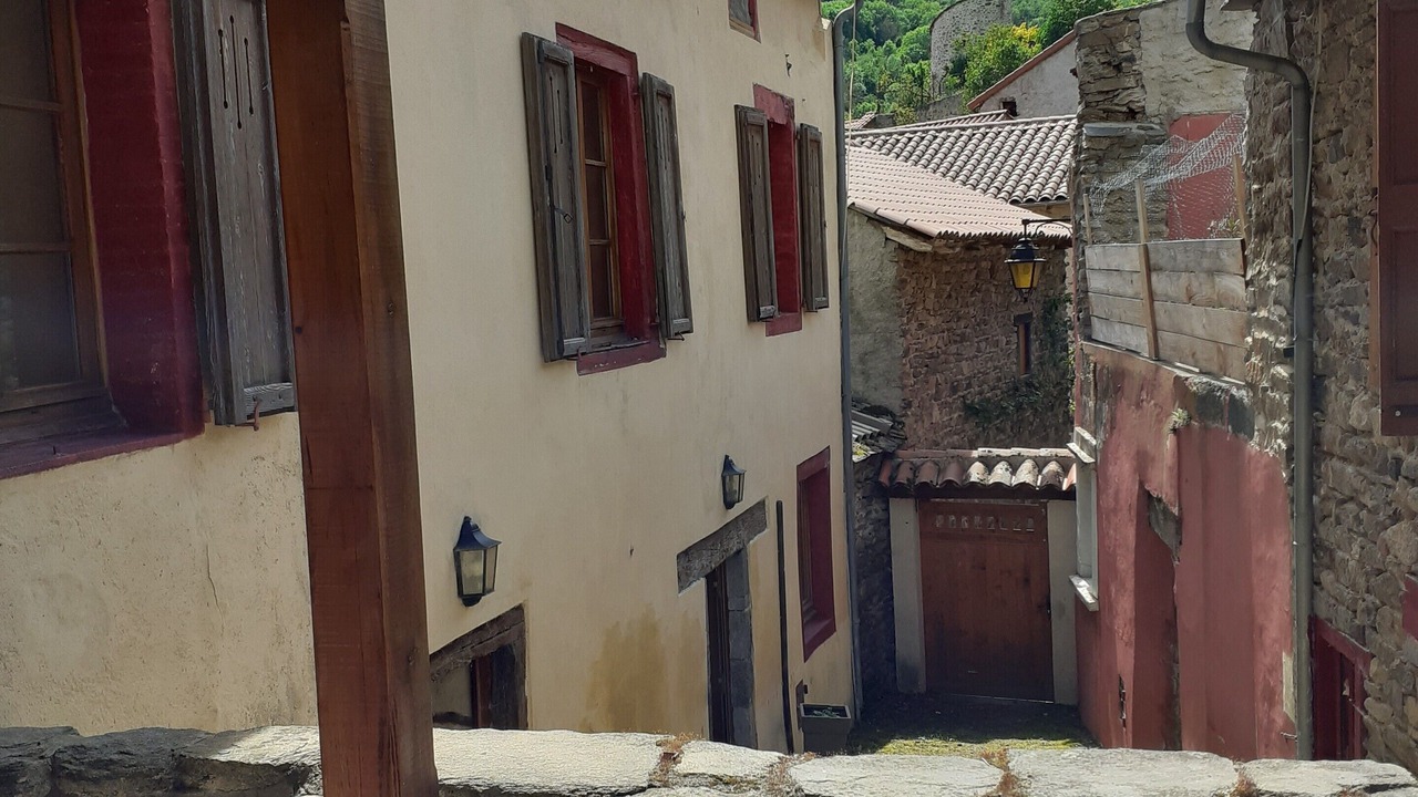 Photo of Outdoor in Blesle