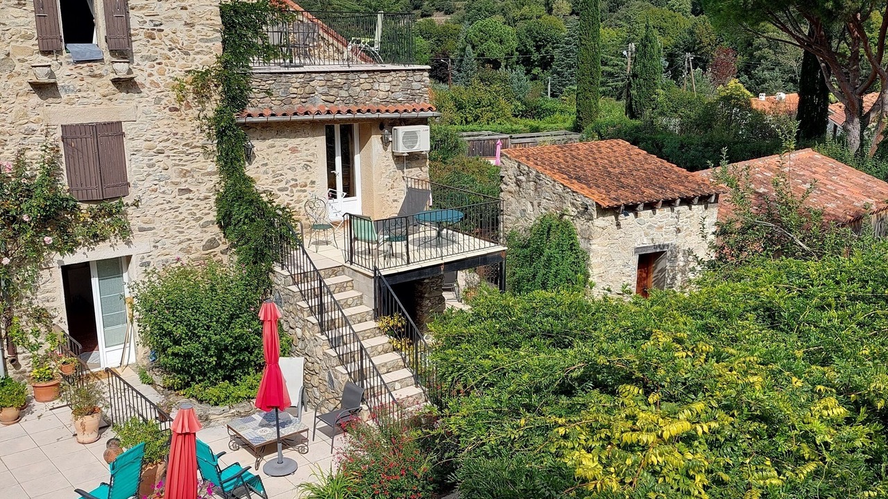 Photo of Patio Balcony in Reynes