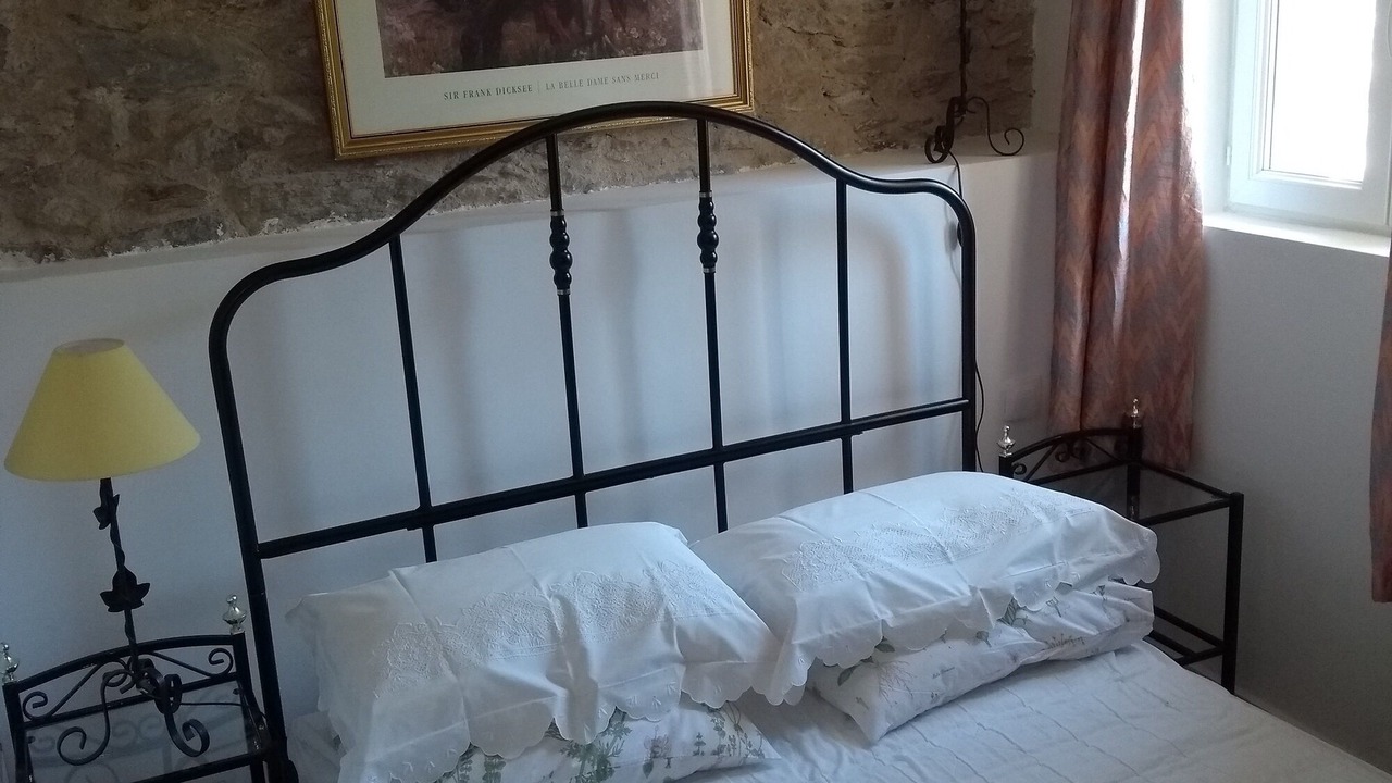 Photo of Bedroom in Reynes