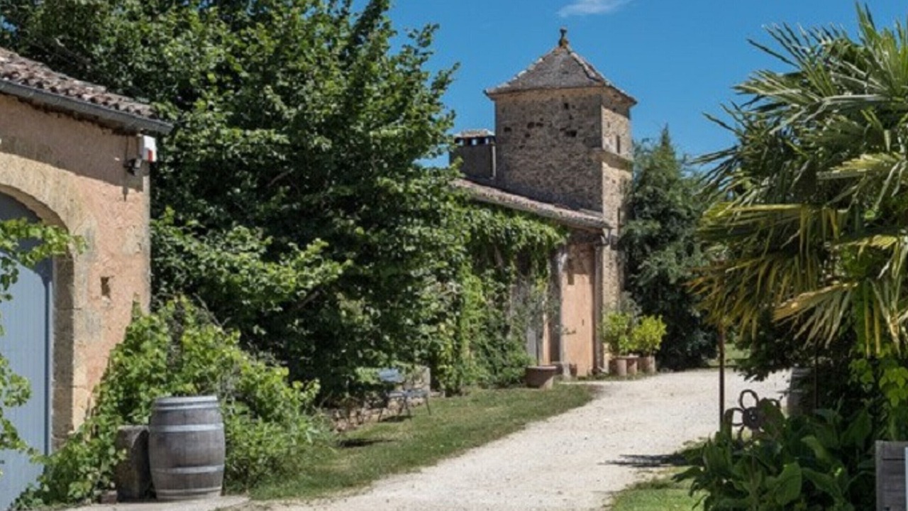Photo of Outdoor in Biron
