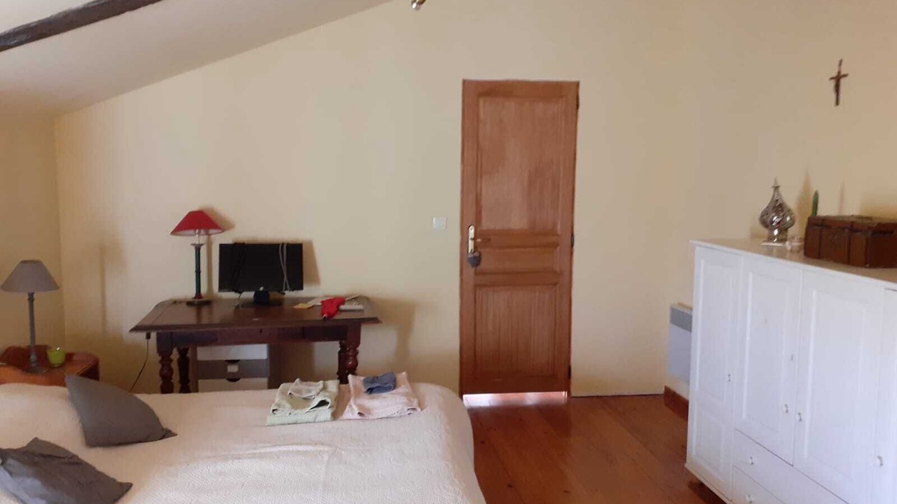 Photo of Bedroom in Pouillon