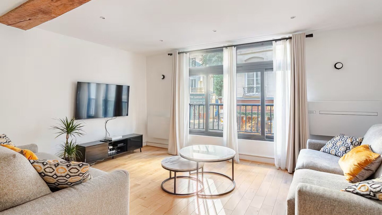 Photo of Livingroom in Bonne-Nouvelle