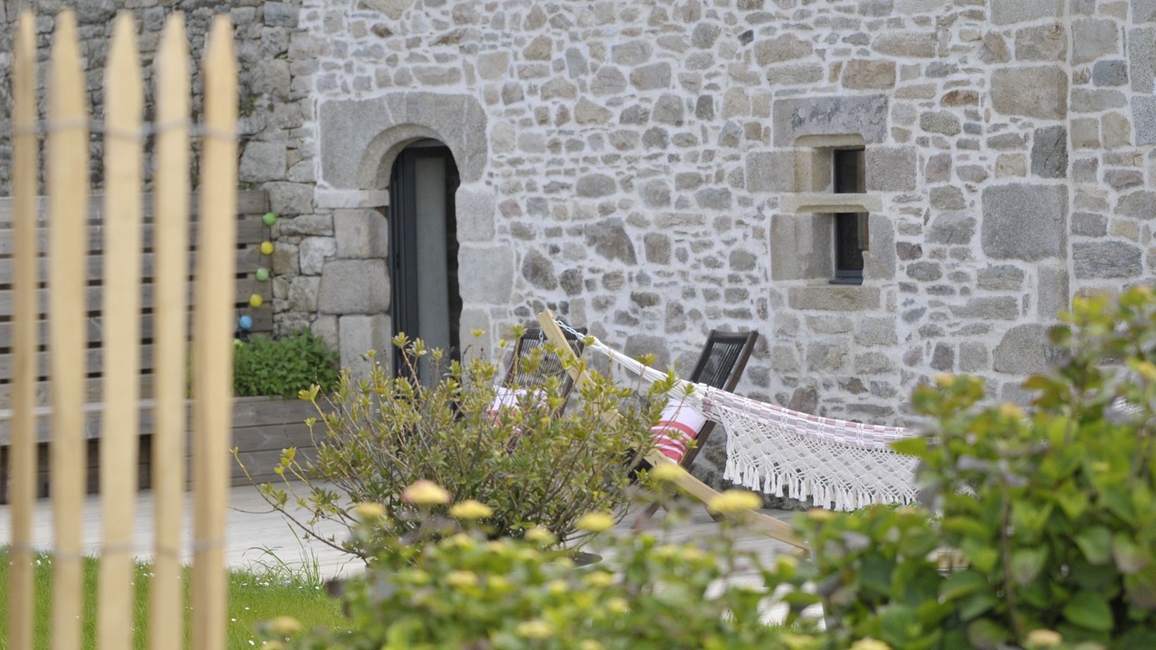 Photo of Patio Balcony in Saint-Pol-de-Leon