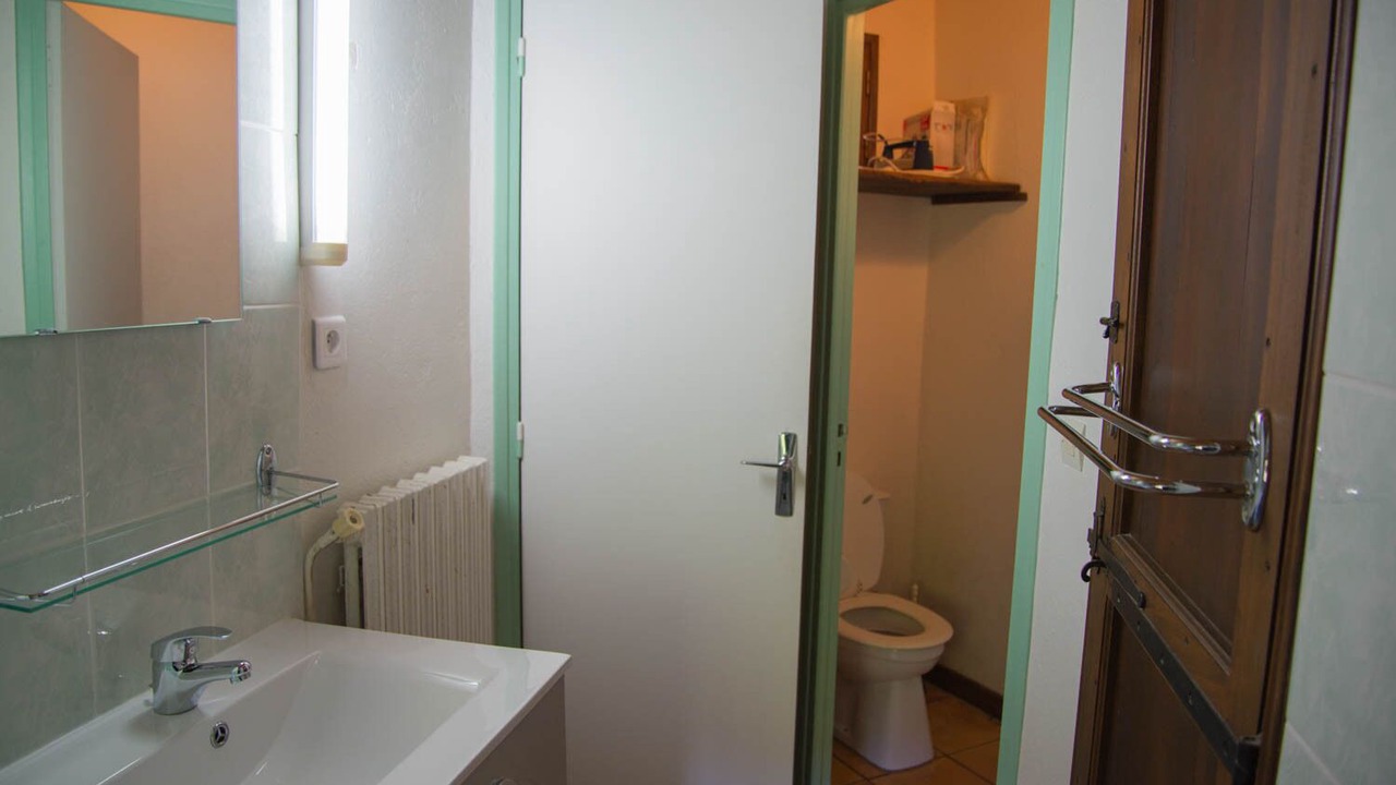 Photo of Bathroom in Saint-Germain-de-Calberte