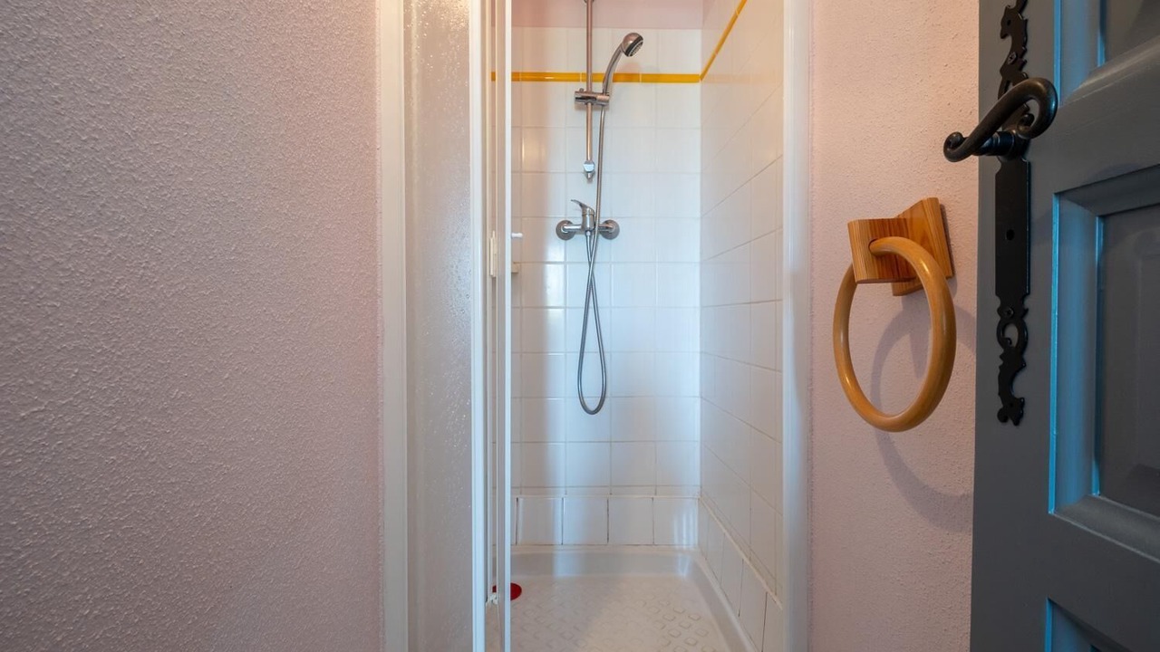 Photo of Bathroom in Laval-Atger