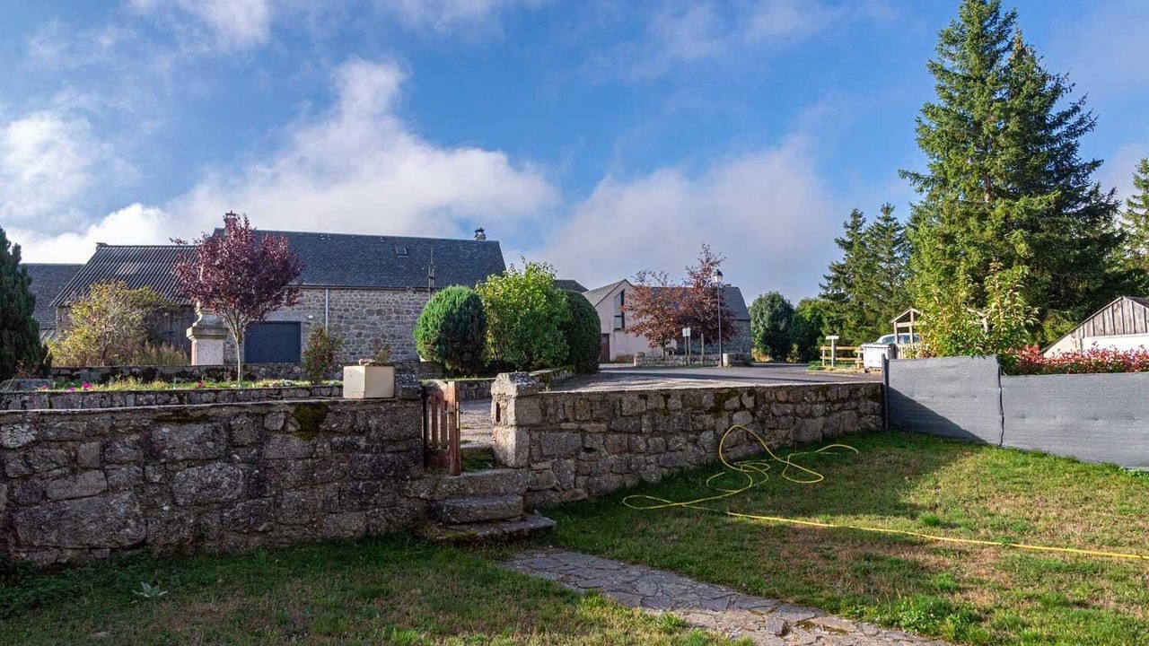 Photo of Outdoor in La Fage-Montivernoux