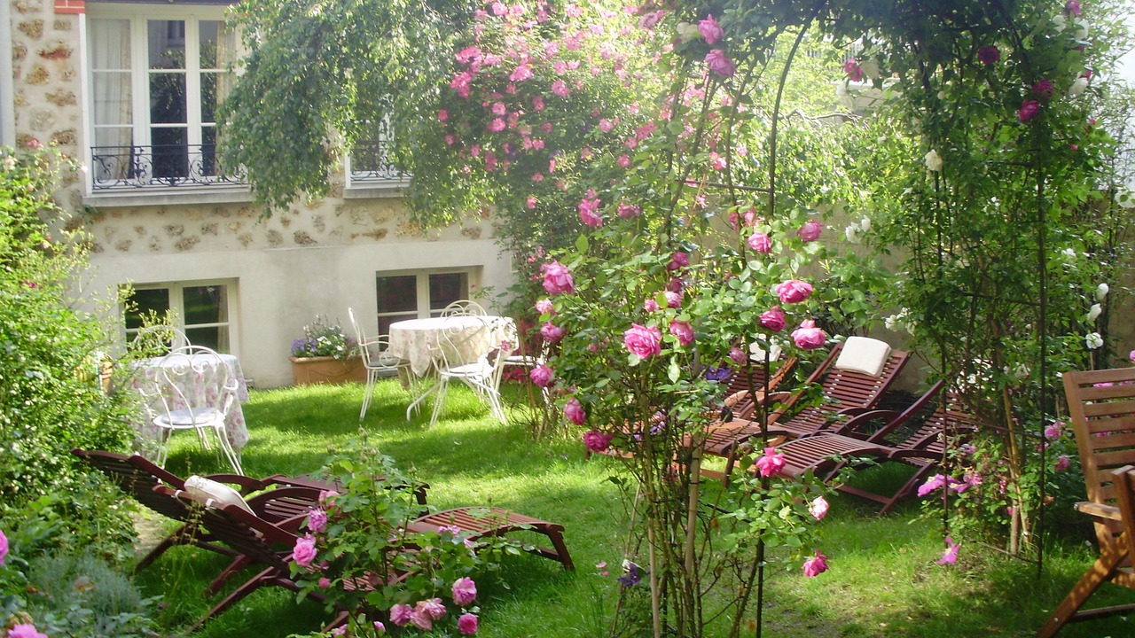 Photo of Bedroom in Prince–Marmottan
