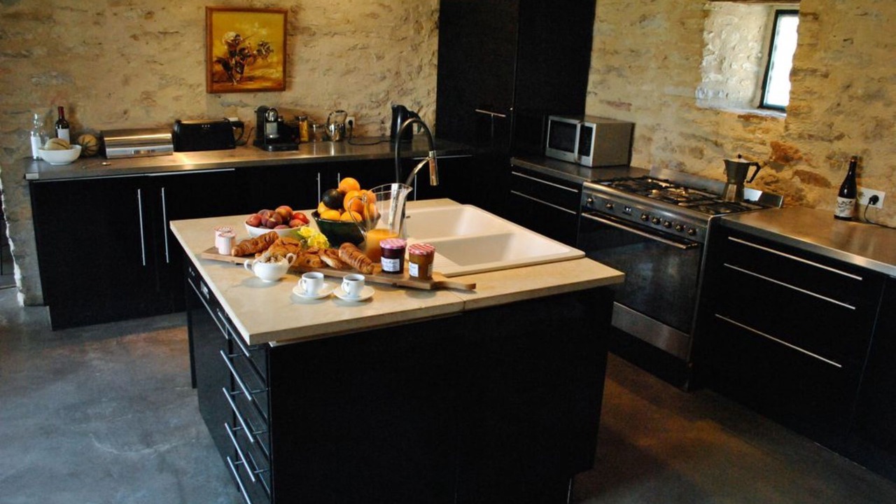 Photo of Kitchen in Puyjourdes