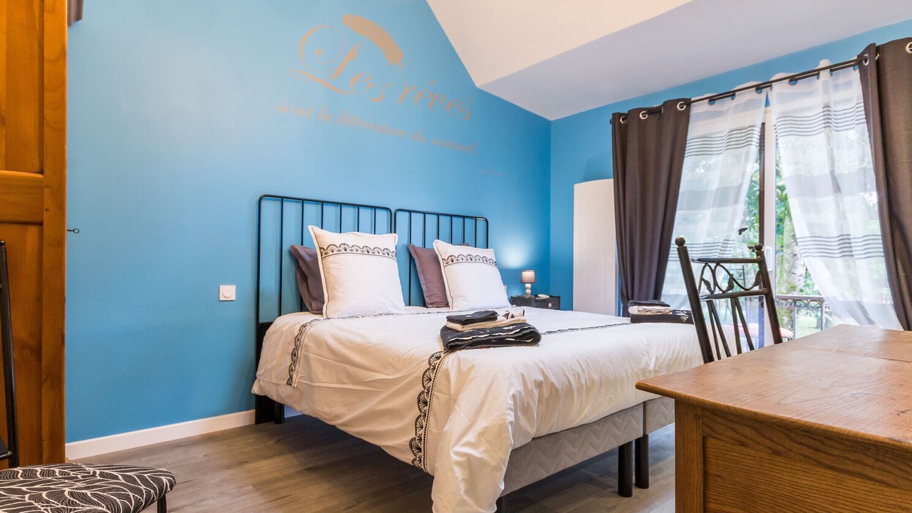 Photo of Bedroom in Joue-sur-Erdre
