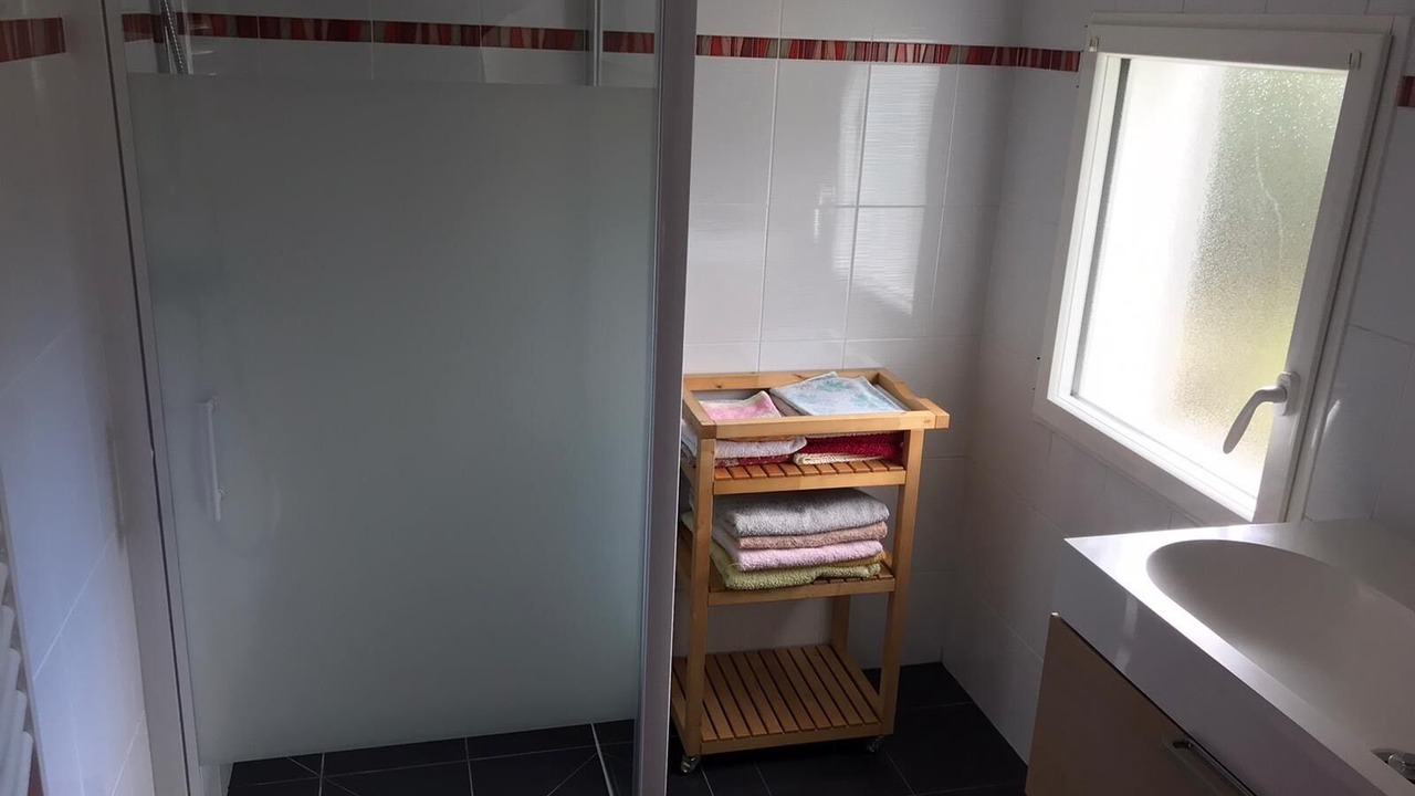 Photo of Bathroom in Ile-Tudy