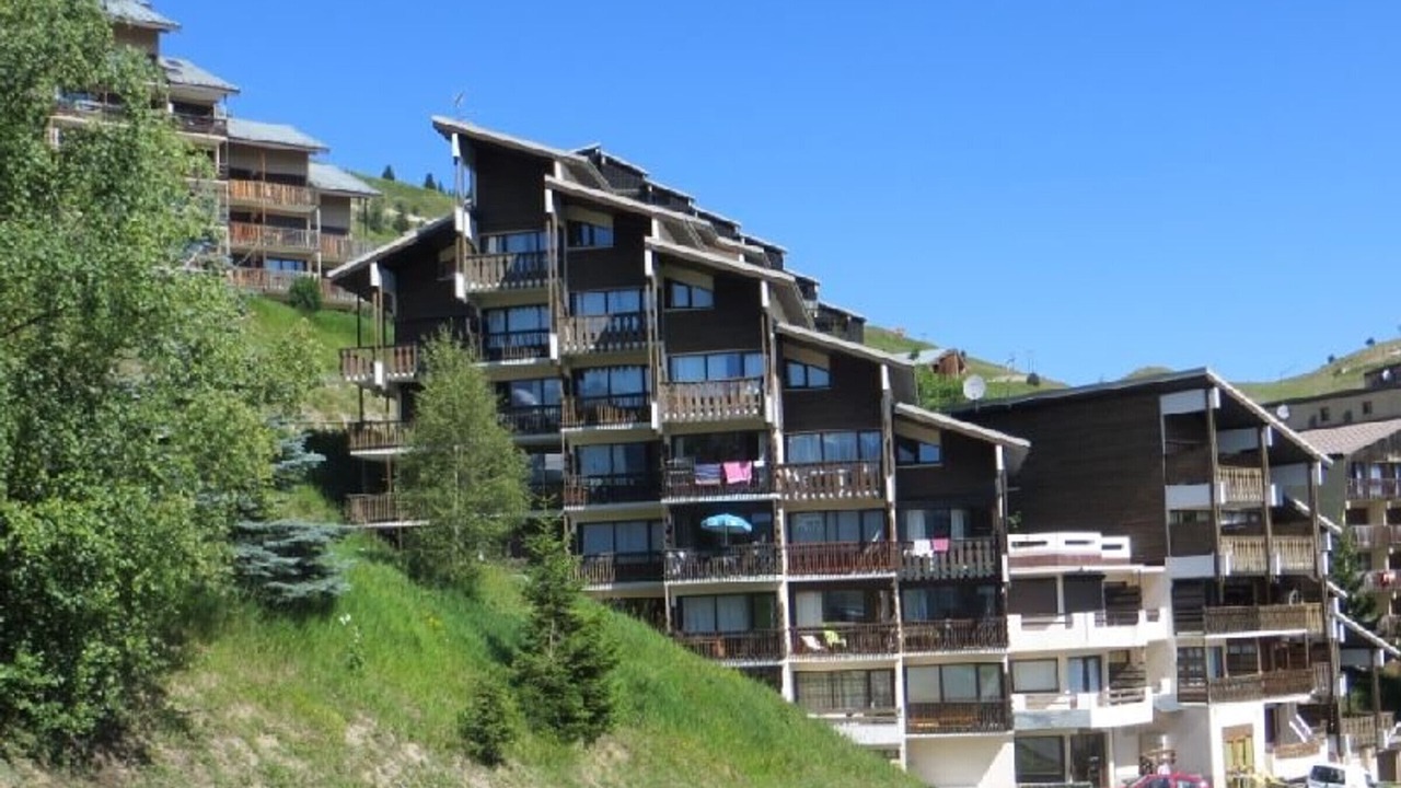 Photo of Outdoor in Auris