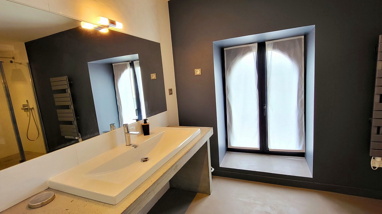 Photo of Bathroom in Servon