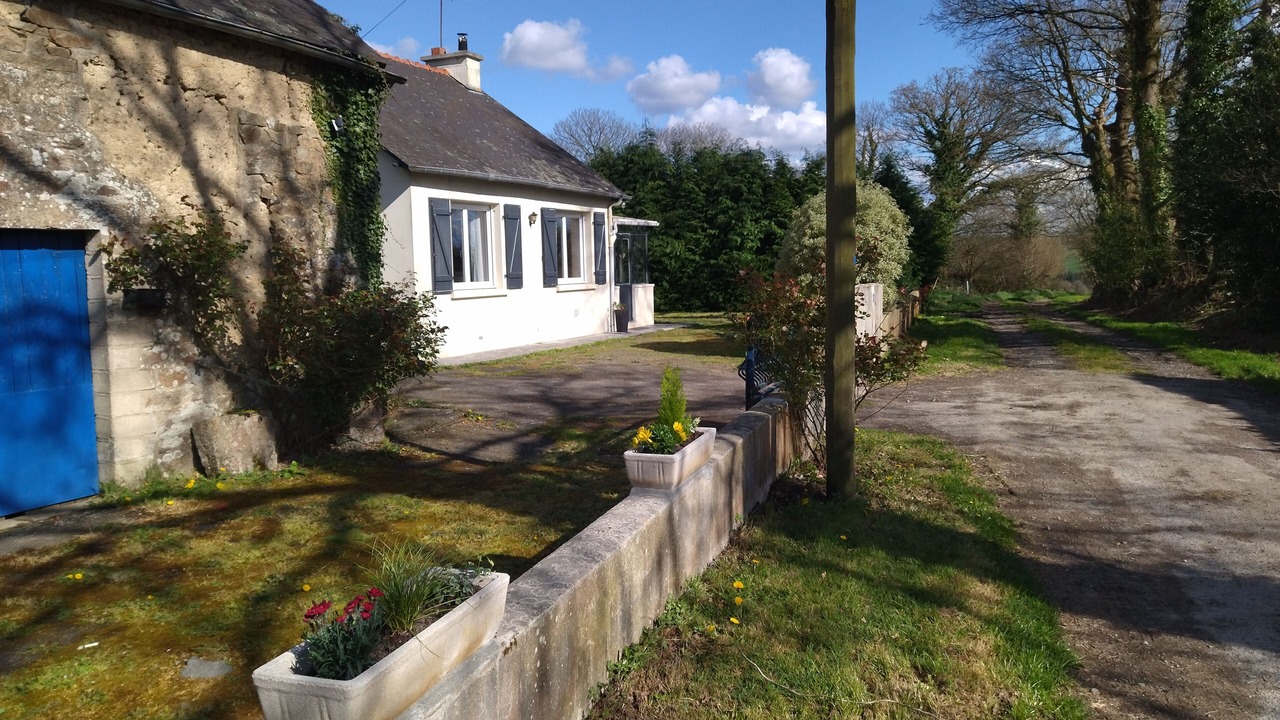 Photo of Outdoor in Plemet