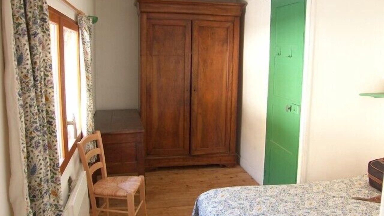 Photo of Bedroom in Saint-Bernard