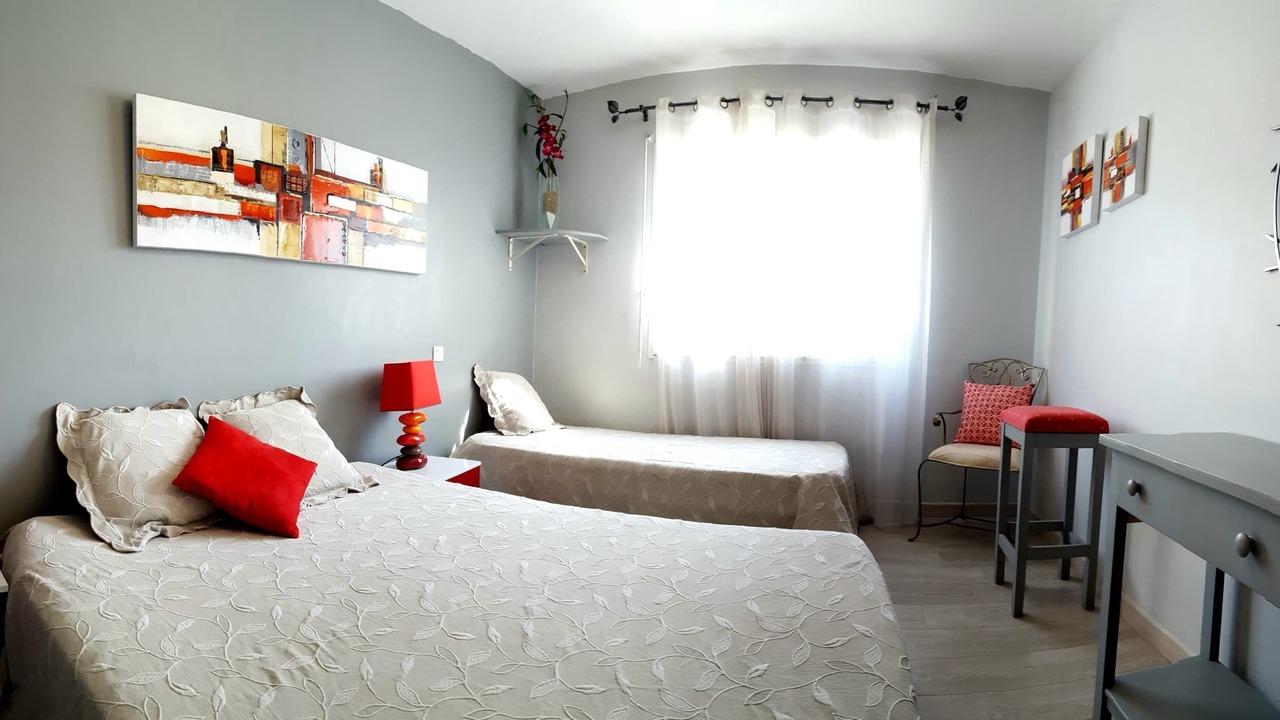Photo of Bedroom in Saint-Vincent-de-Tyrosse