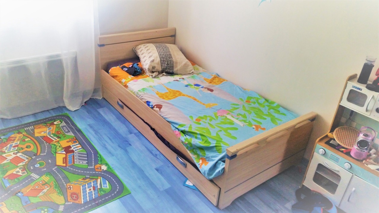 Photo of Bedroom in Saint-Savinien