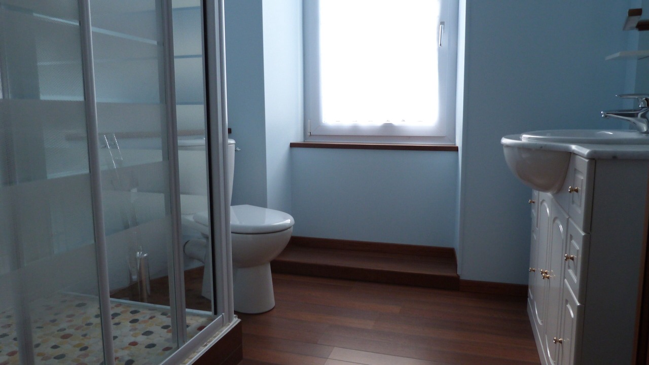 Photo of Bathroom in Lezardrieux