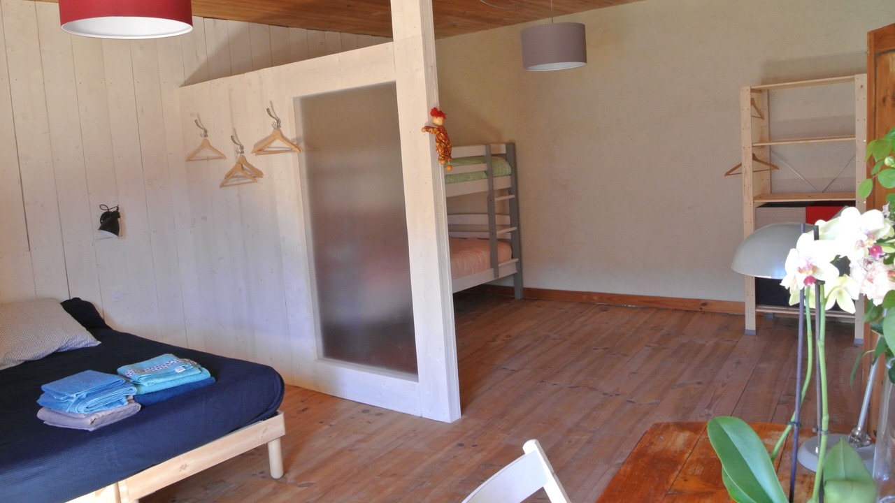 Photo of Bedroom in Saint-Clement-sur-Durance