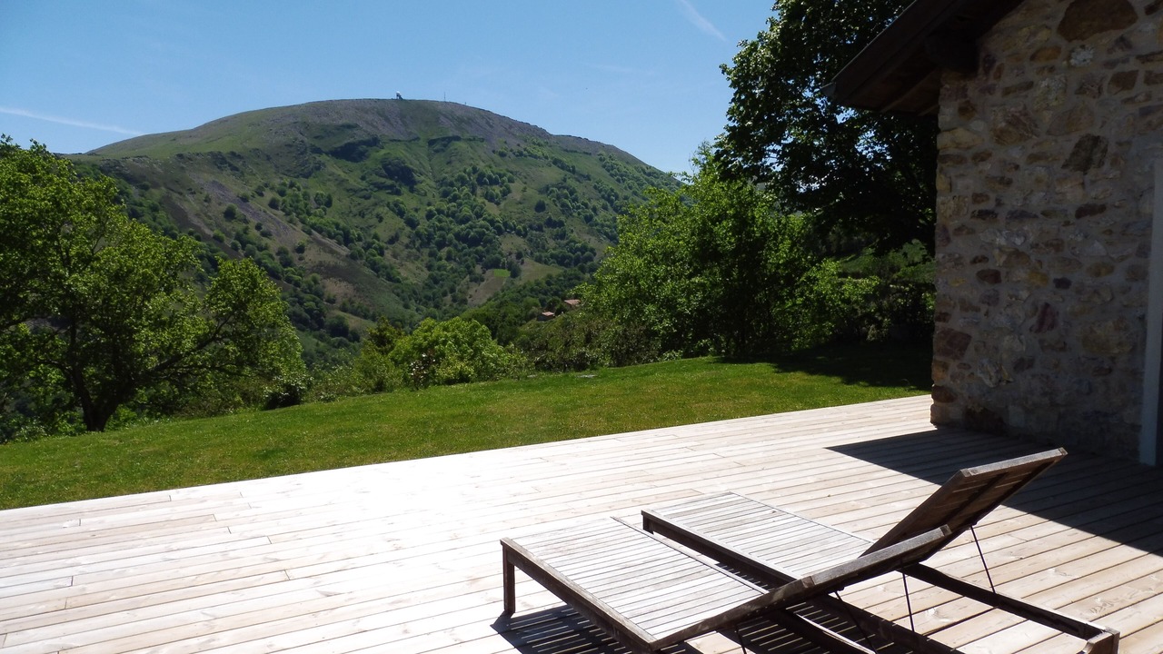 Photo of Patio Balcony in Itxassou