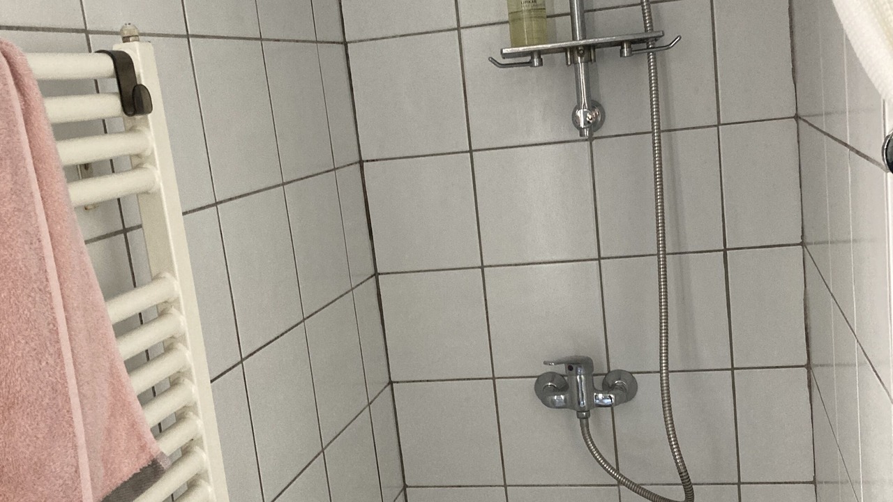 Photo of Bathroom in Gare