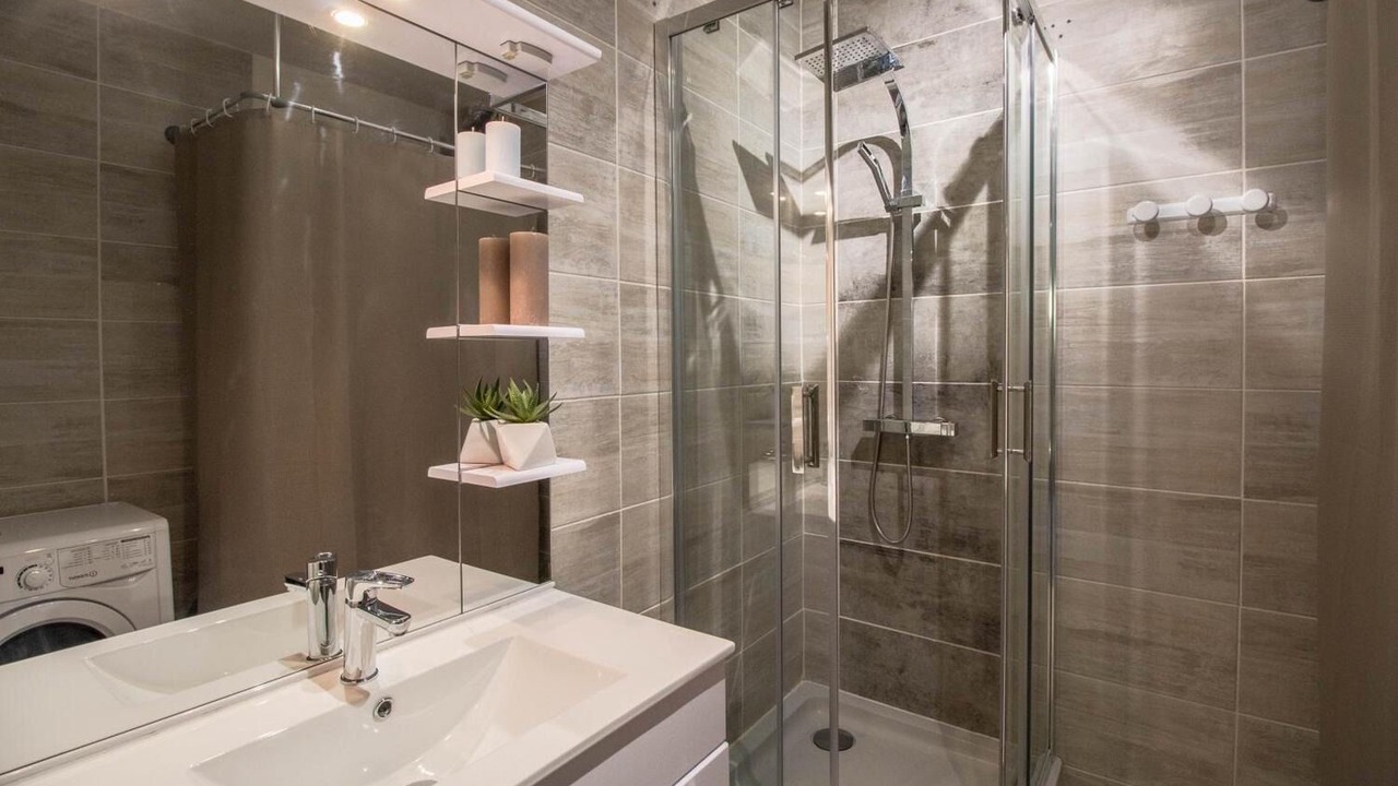 Photo of Bathroom in Jassat