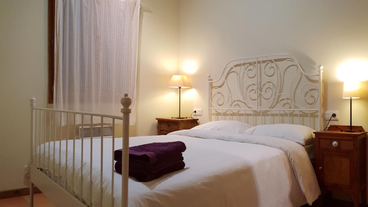 Photo of Bedroom in Err