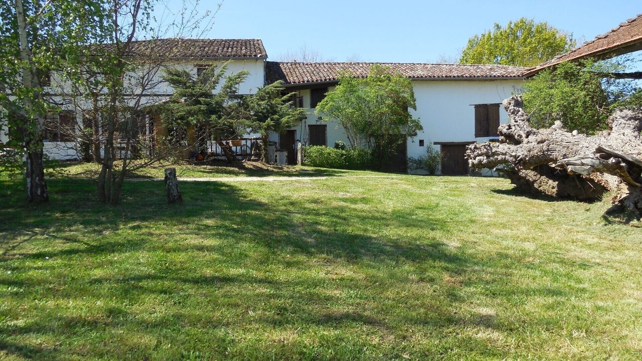 Photo of Outdoor in Lamothe-Capdeville
