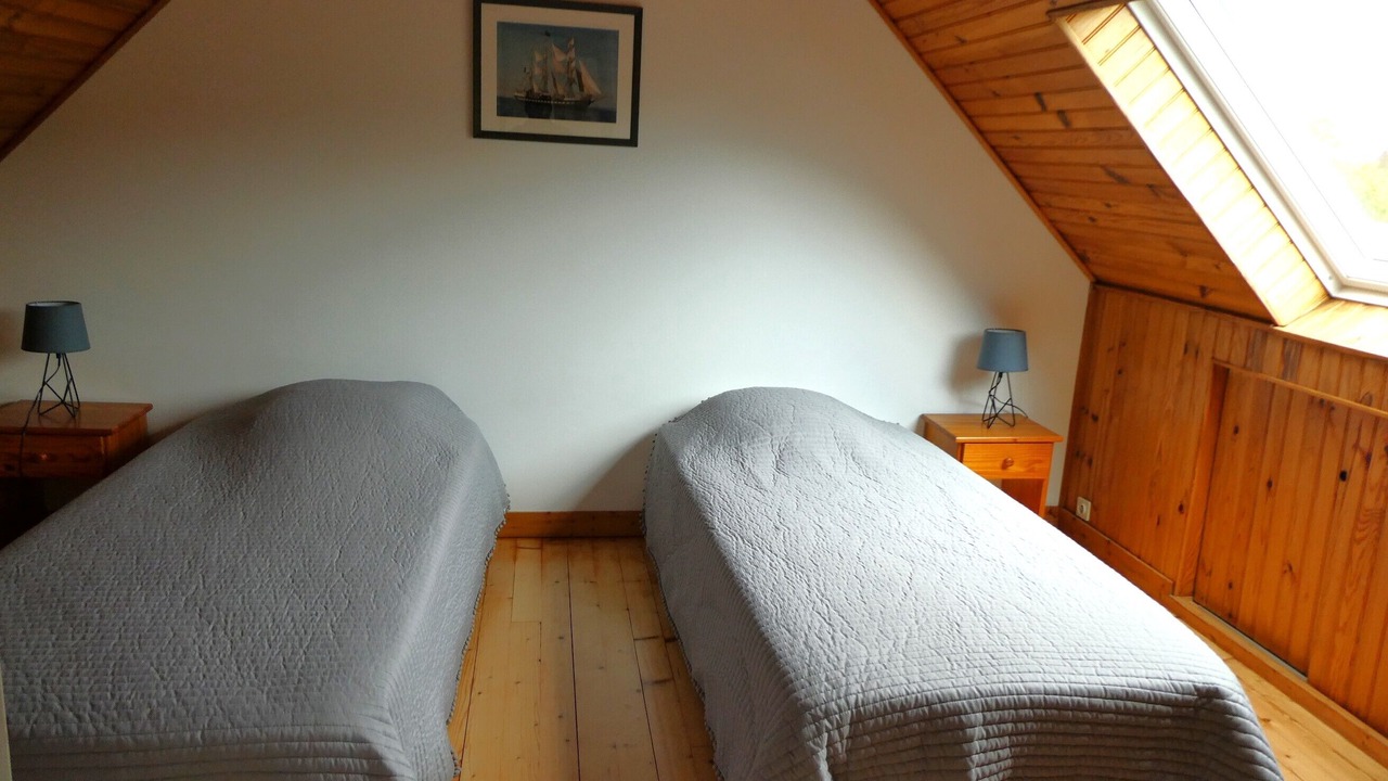 Photo of Bedroom in Quemeneven