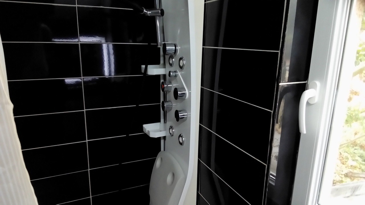 Photo of Bathroom in Creuzier-le-Vieux