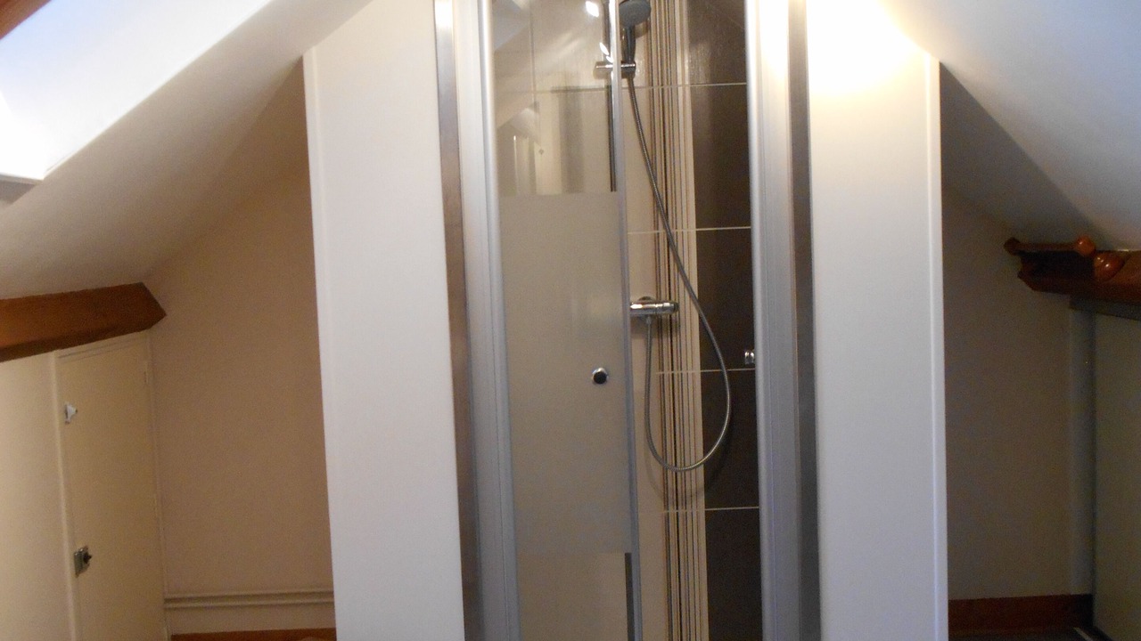 Photo of Bathroom in Brouy