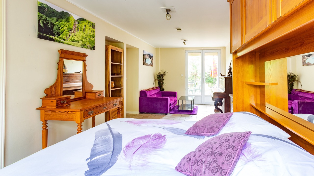 Photo of Bedroom in Melun