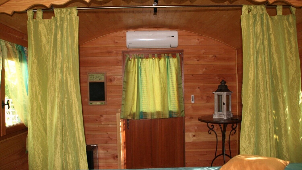 Photo of Bedroom in La Jarrie