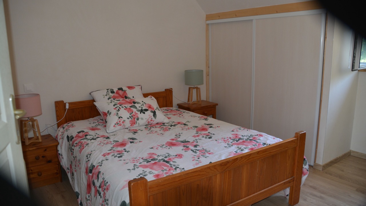 Photo of Bedroom in Saint-Gilles-Pligeaux