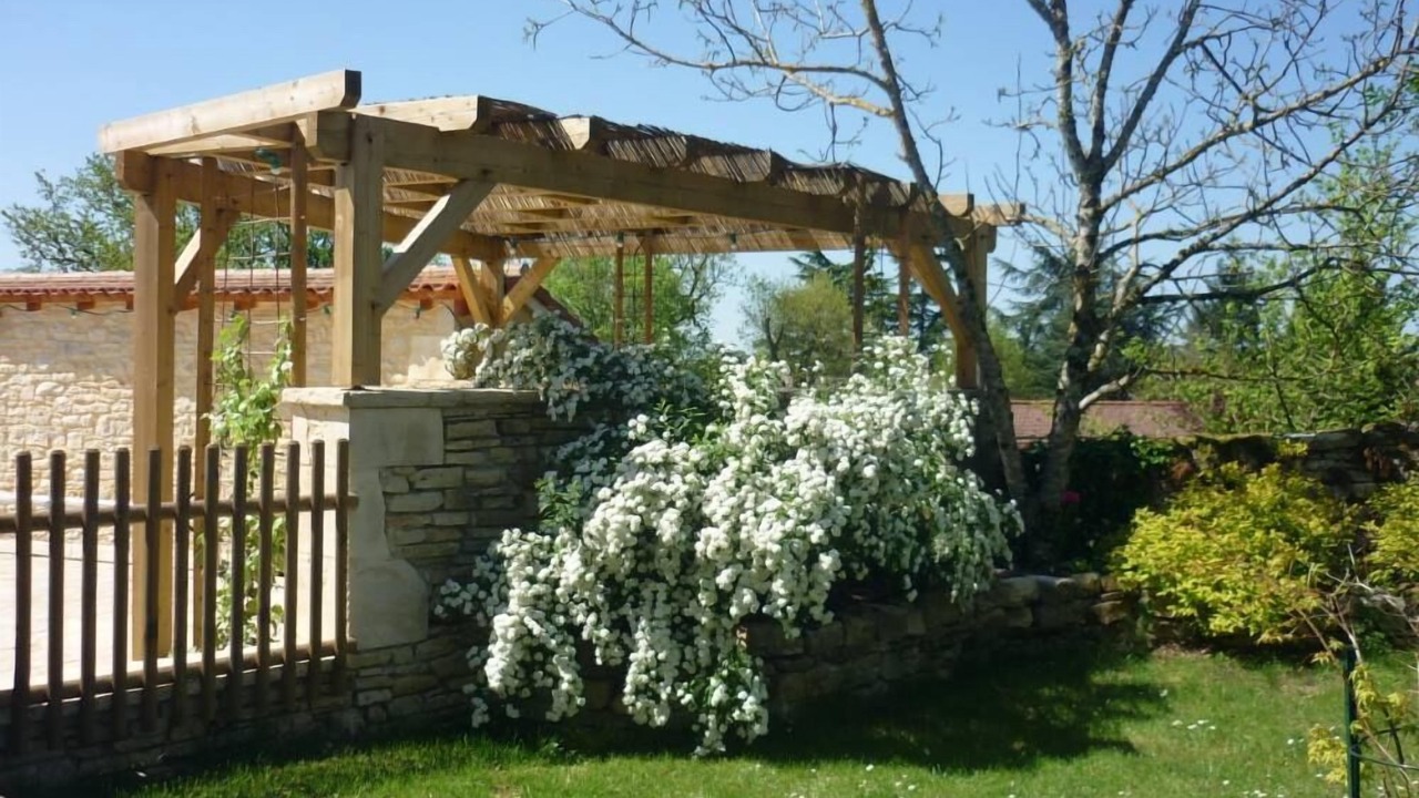 Photo of Outdoor in Montgesty