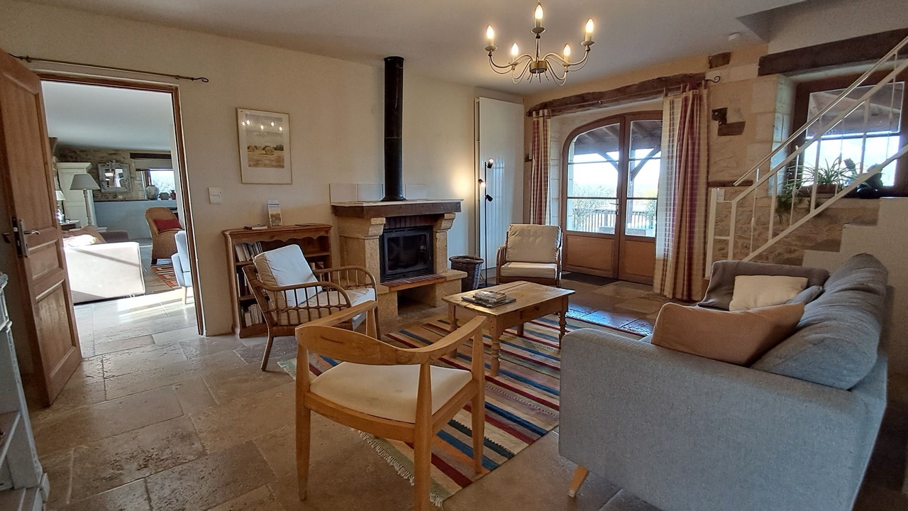 Photo of Livingroom in Laval