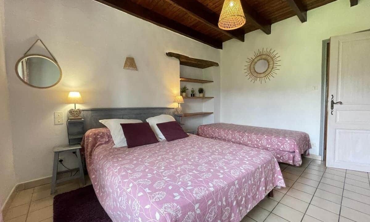 Photo of Bedroom in Saint-Etienne-de-Baigorry