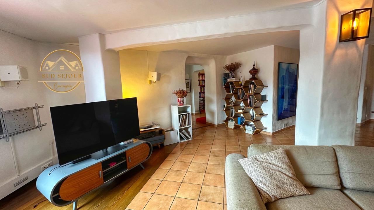 Photo of Livingroom in Bompas