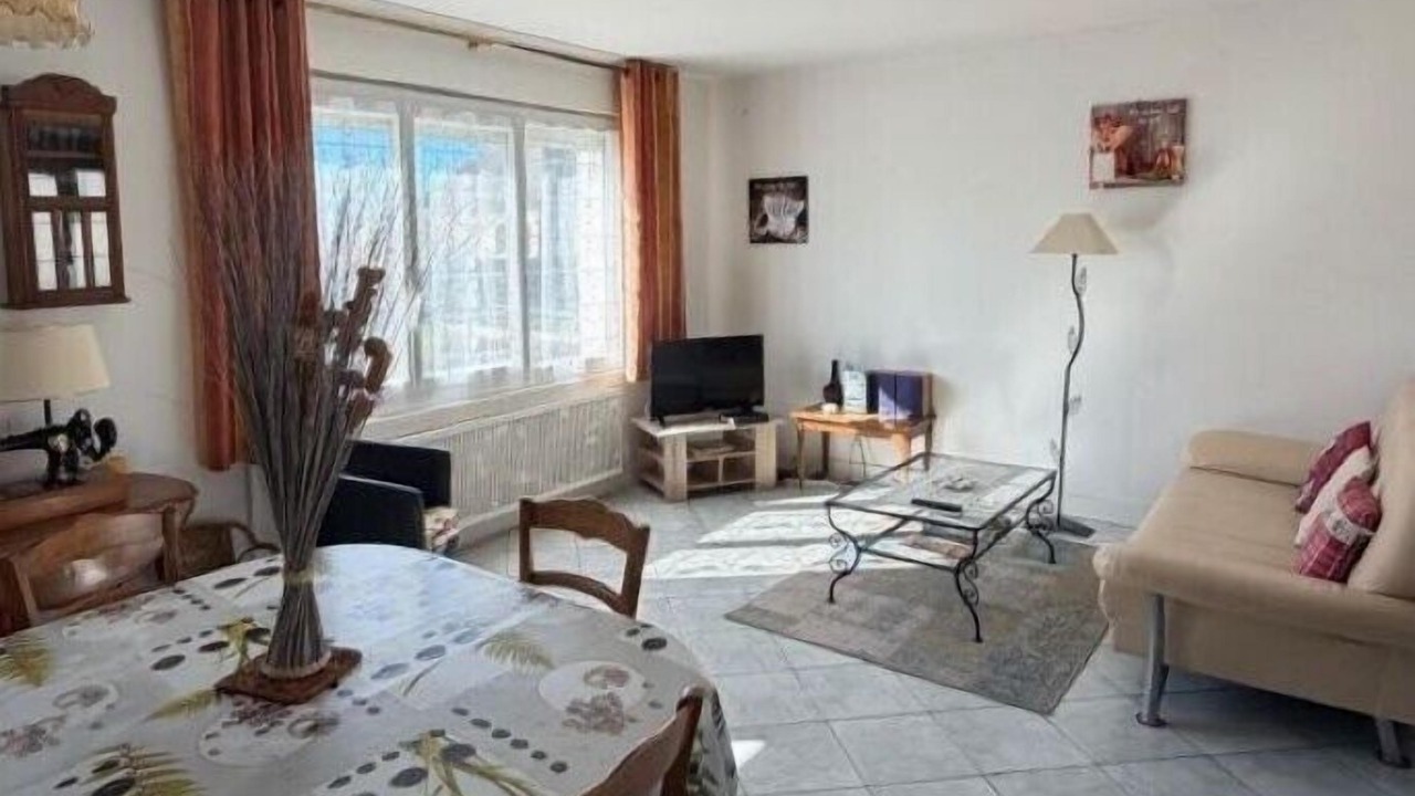 Photo of Livingroom in Villebarou