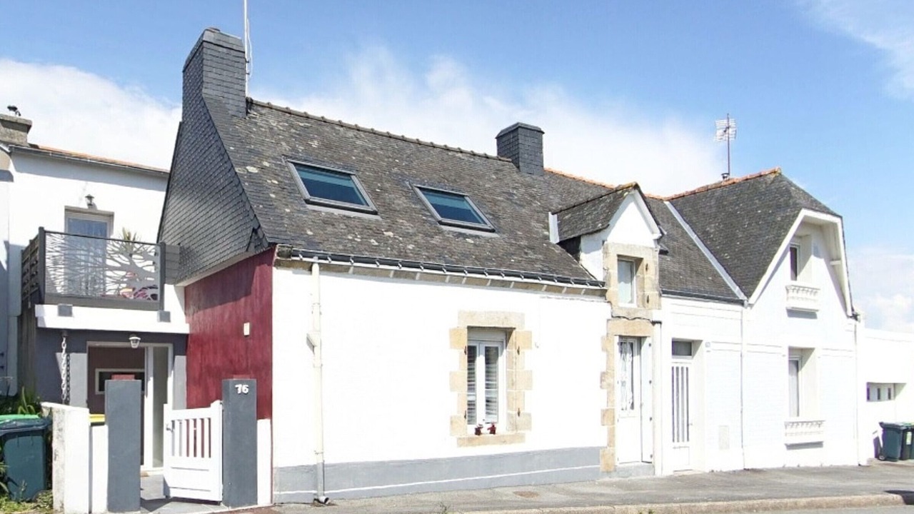Photo of Outdoor in Locmiquelic