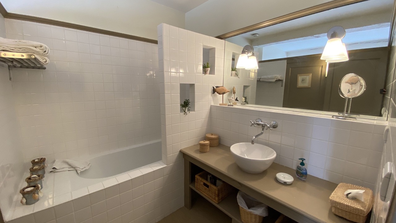 Photo of Bathroom in Marssac-sur-Tarn