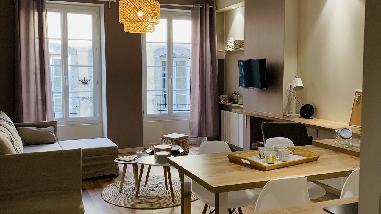 Photo of Livingroom in Clermont Ferrand City Centre