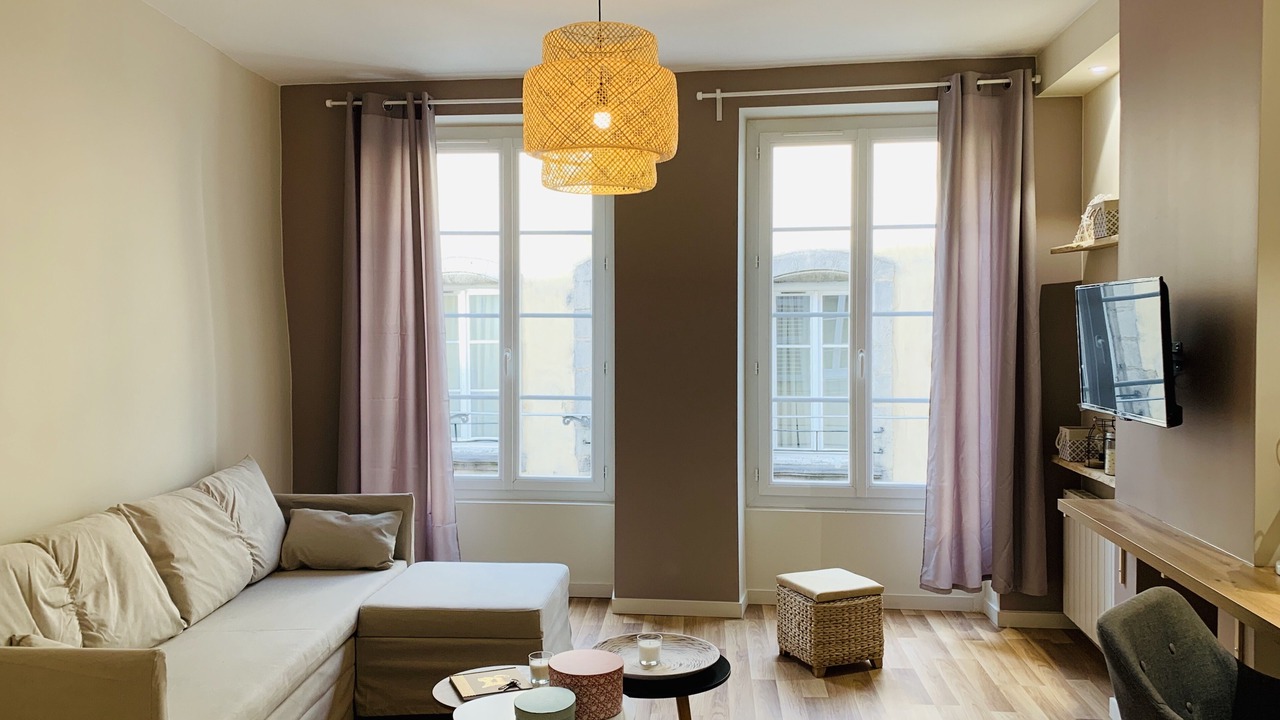 Photo of Livingroom in Clermont Ferrand City Centre