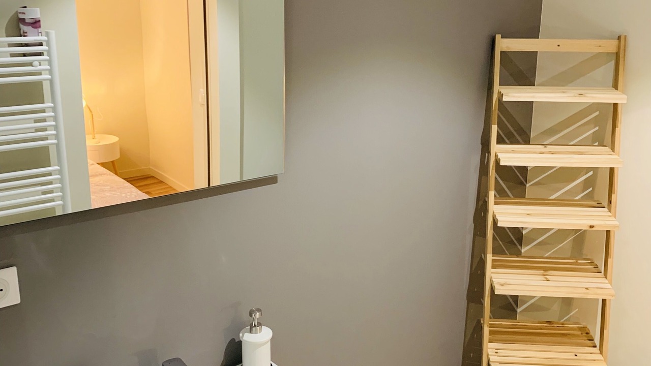 Photo of Bathroom in Clermont Ferrand City Centre
