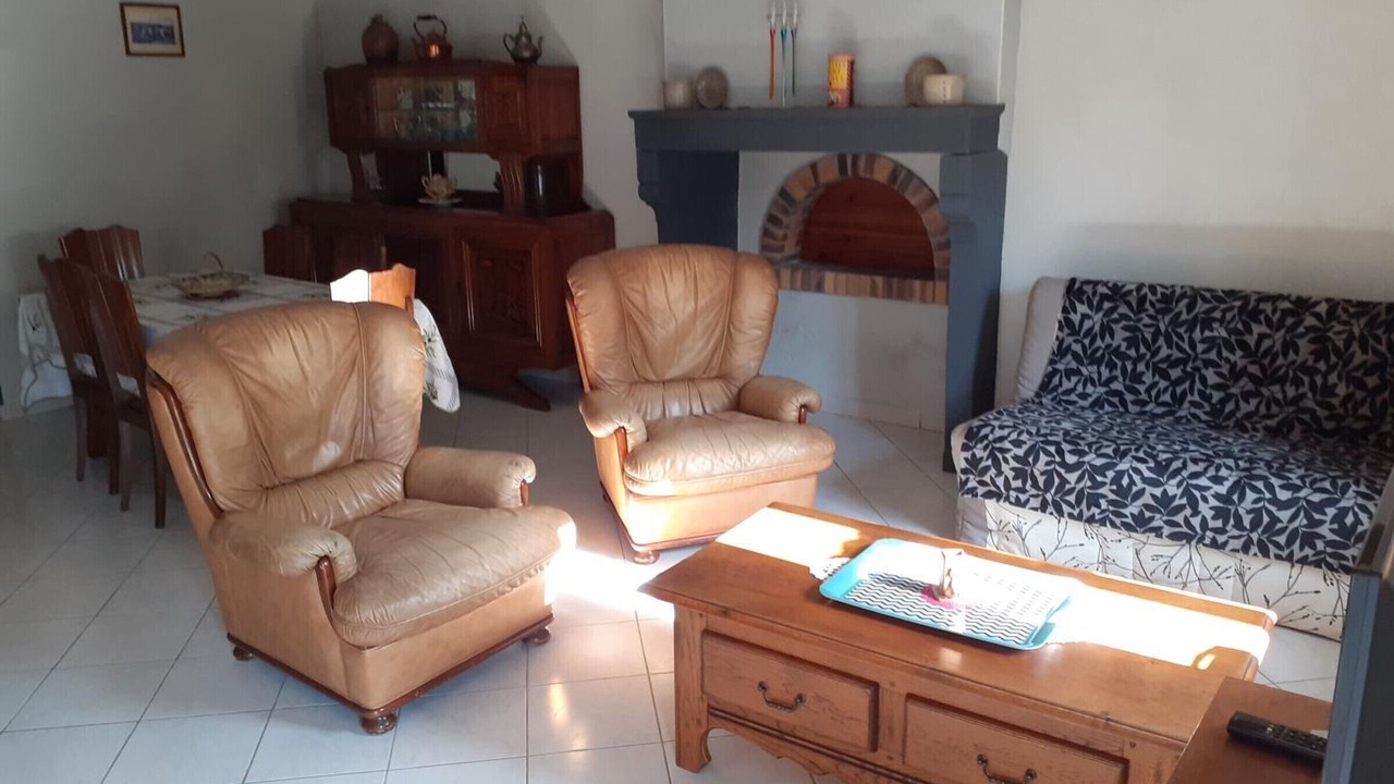 Photo of Livingroom in Louchy-Montfand
