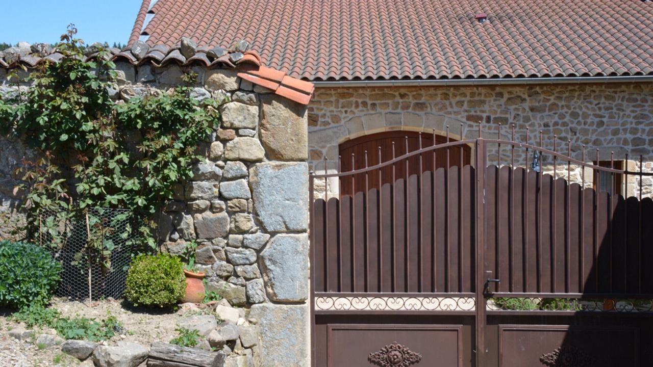 Photo of Outdoor in Montarcher