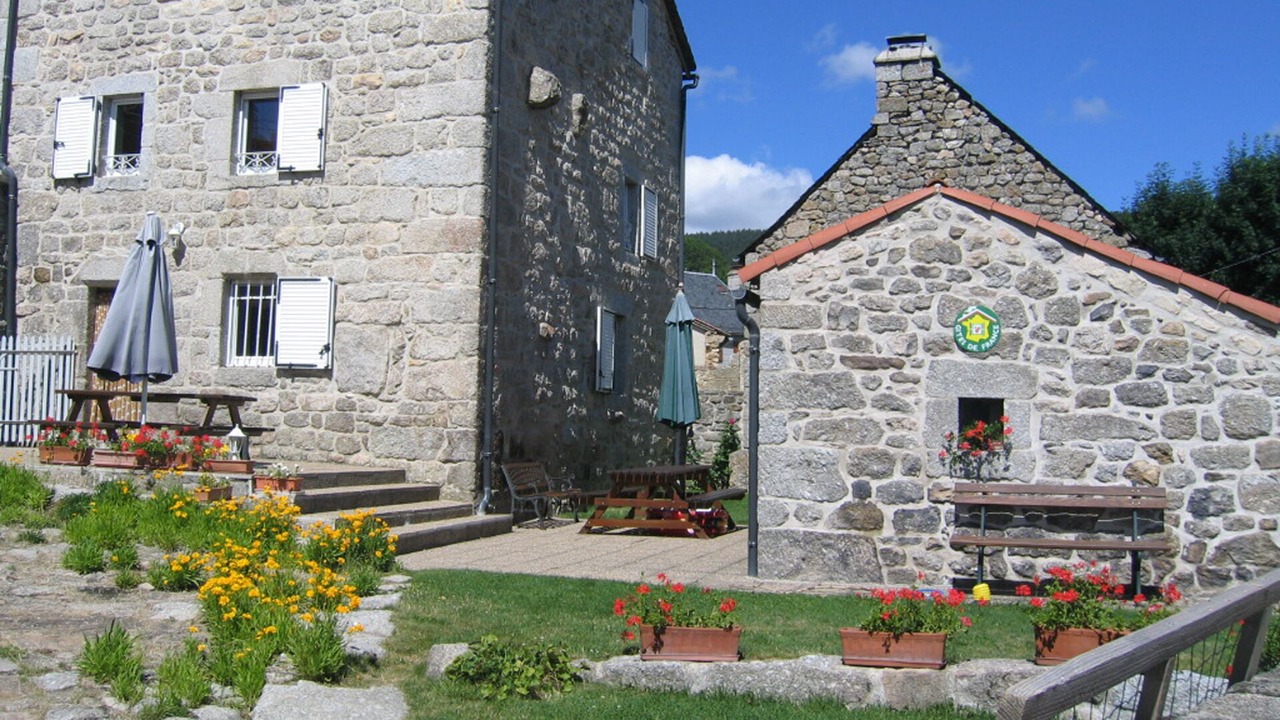 Photo of Patio Balcony in Le Malzieu-Forain
