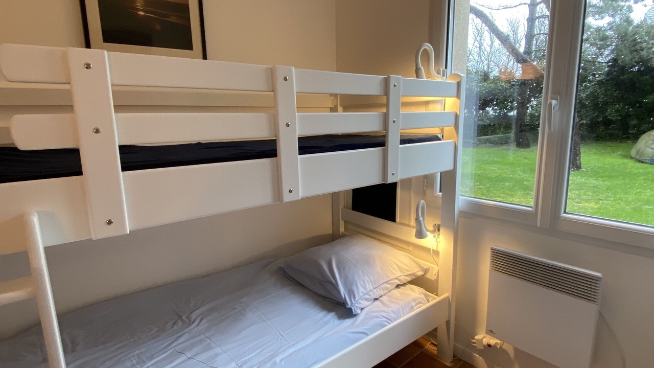 Photo of Bedroom in Urville-Nacqueville
