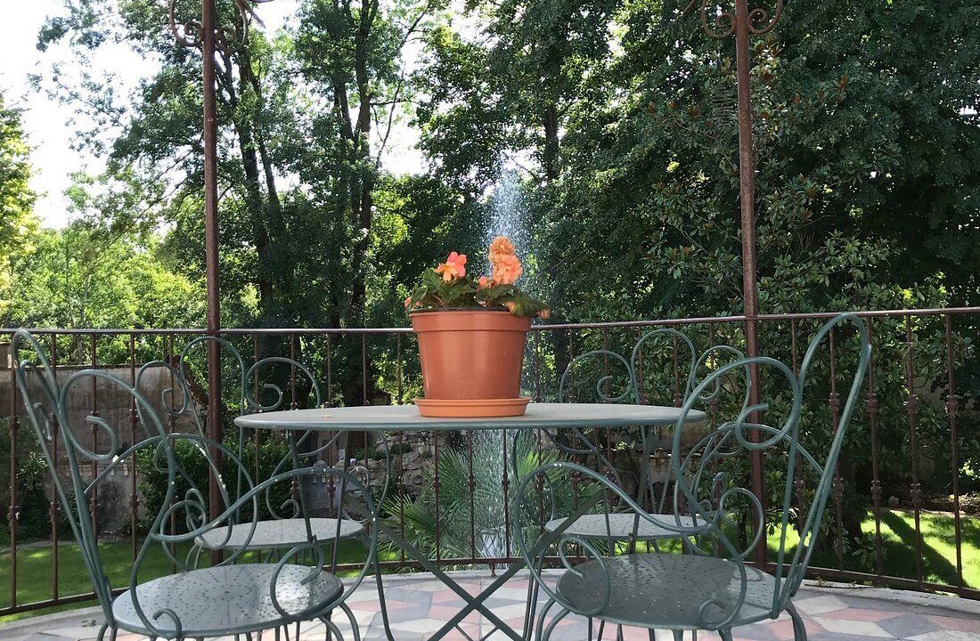 Photo of Outdoor in Vernaison